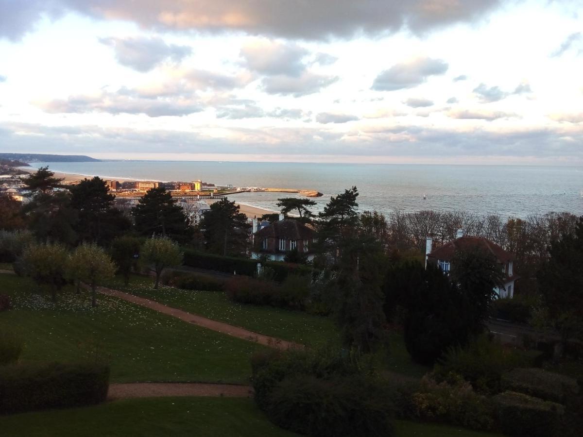 Couchers De Soleil En Normandie Trouville-sur-Mer Kültér fotó