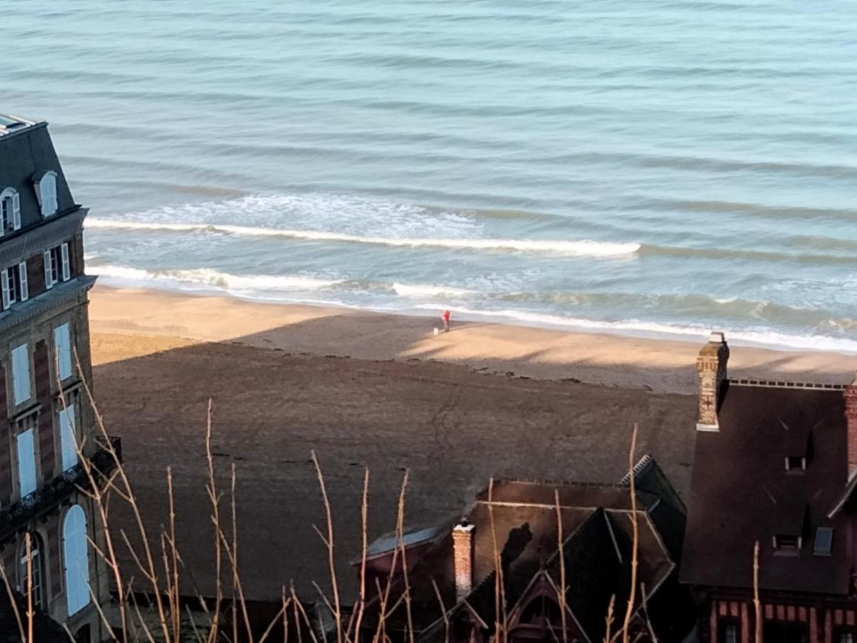 Couchers De Soleil En Normandie Trouville-sur-Mer Kültér fotó